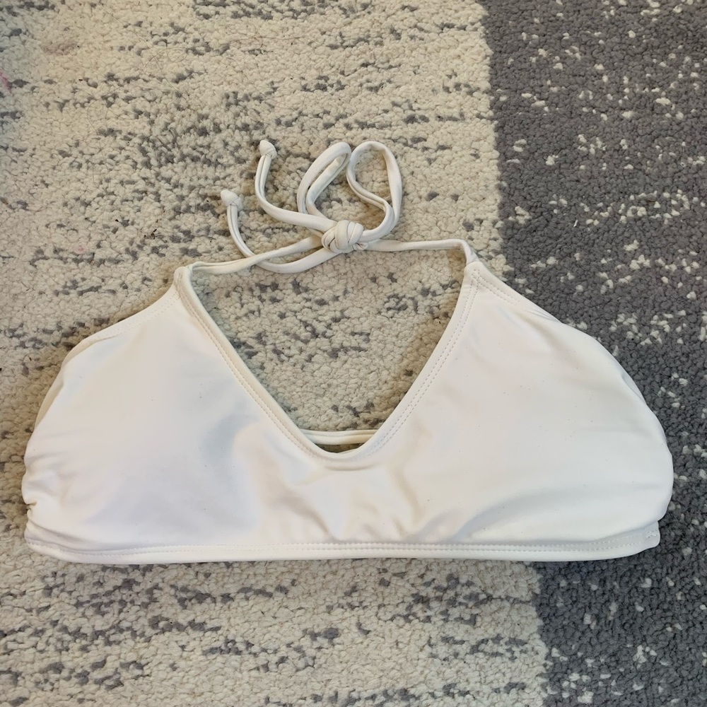TARGET WHITE BIKINI TOP